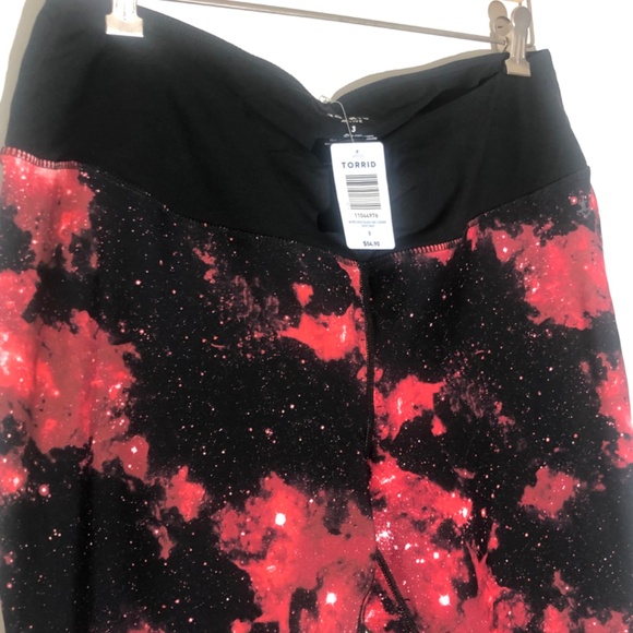 Torrid Activewear - Picture 2 of 3